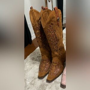 Brown leather and suede cowgirl boots